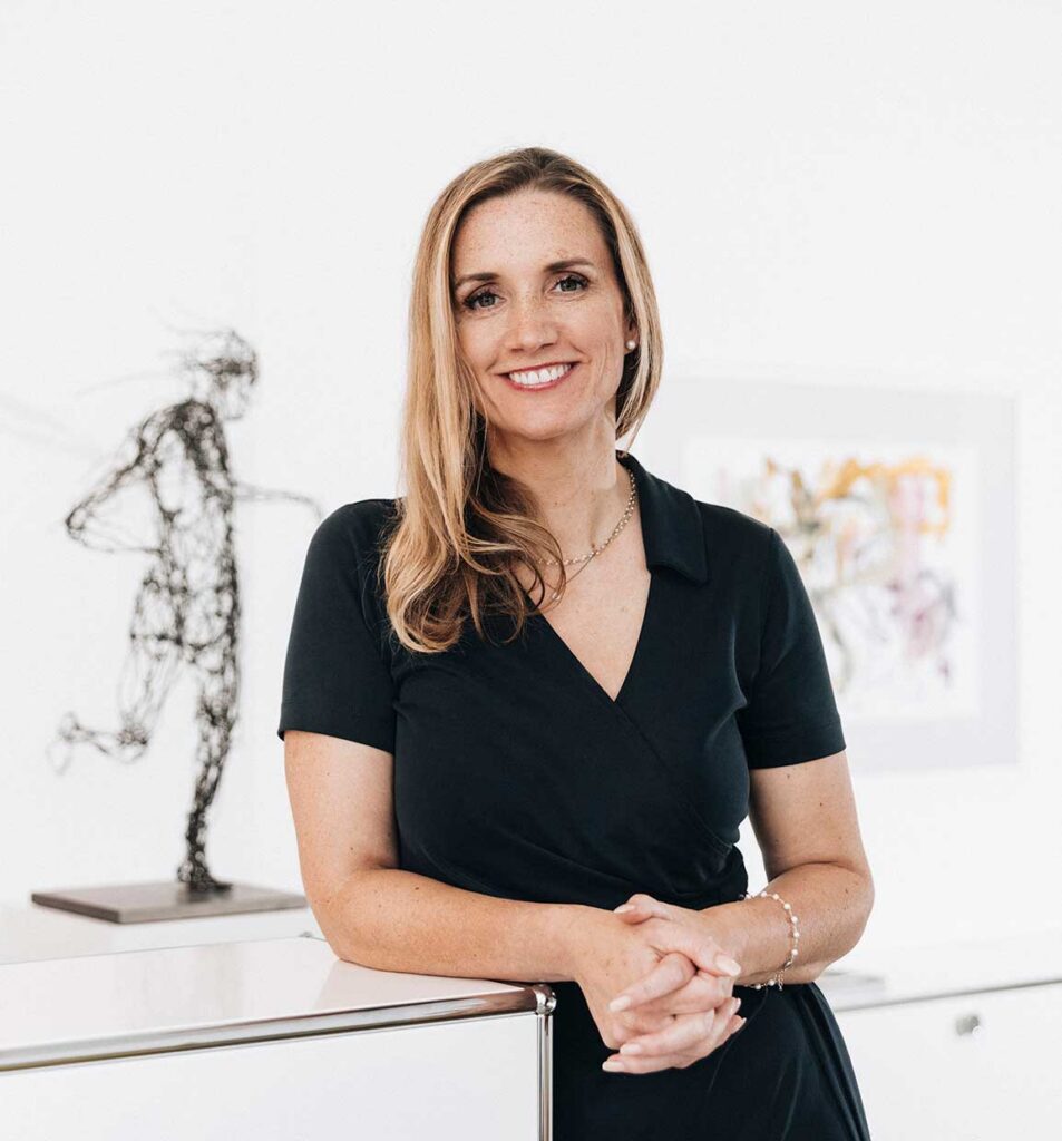 Dr. Marion Schowalter